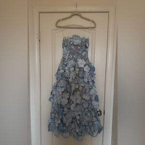 Elliatt Selene Maxi Tiered 3D Dress In Blue